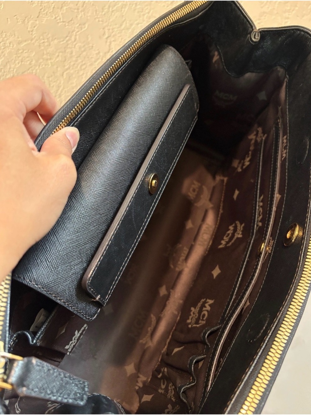 MCM Black Saffiano / Crosshatched Leather Double-Zip Structured Satchel Like New - Picture 9 of 14